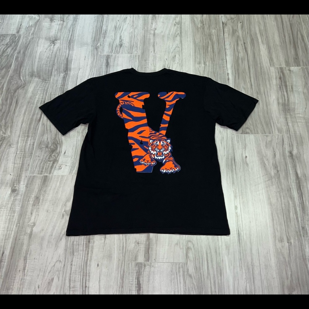 VLONE Detroit Pop Up Friends Tee